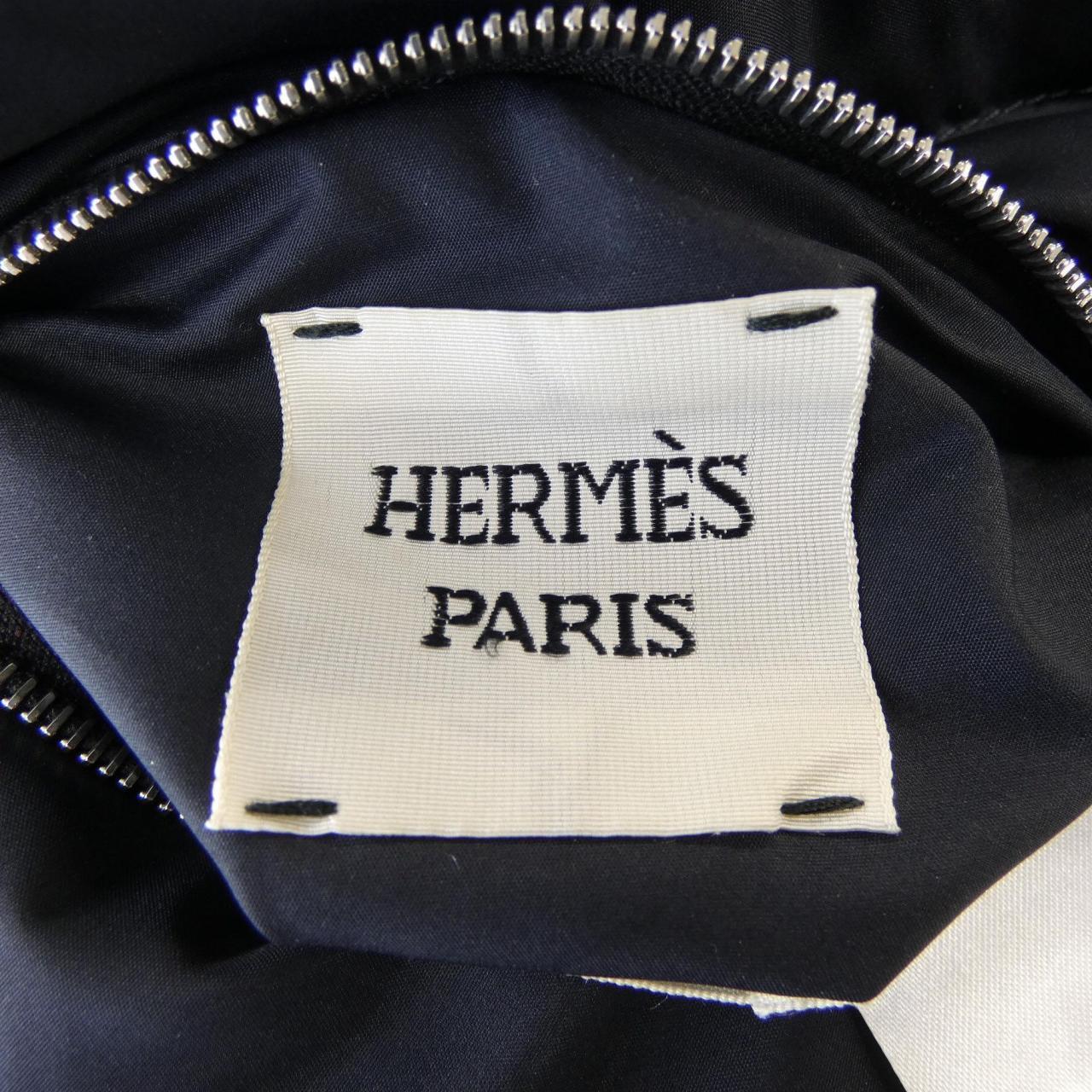 エルメス HERMES ダウンジャケット