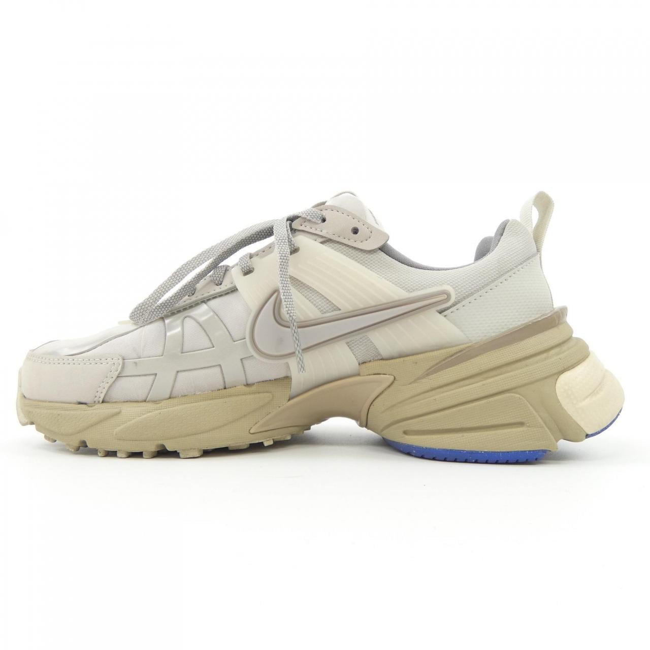 ナイキ NIKE スニーカー