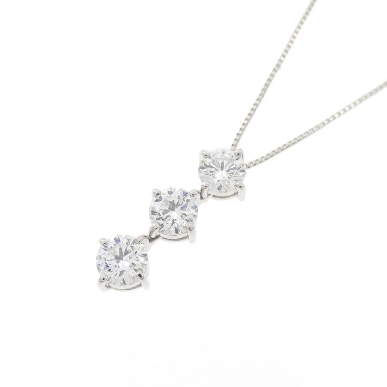 PT900/PT850 スリーストーン ダイヤモンド ネックレス 1.001CT