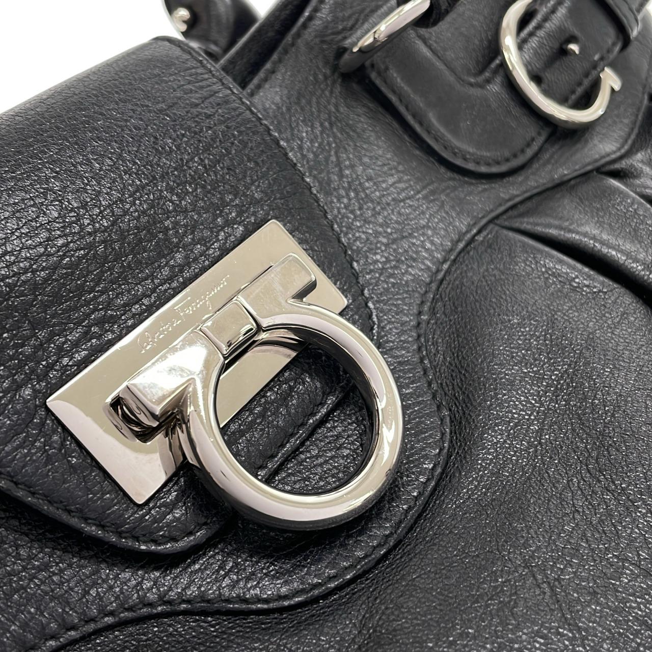 サルヴァトーレフェラガモ 21 5370 ショルダーバッグ