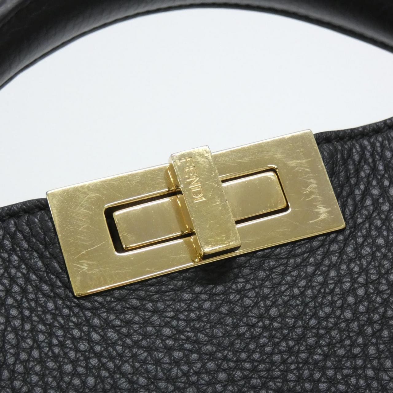 フェンディ FENDACE ピーカブー アイ シー ユー ミディアム 7VA529 AISX バッグ