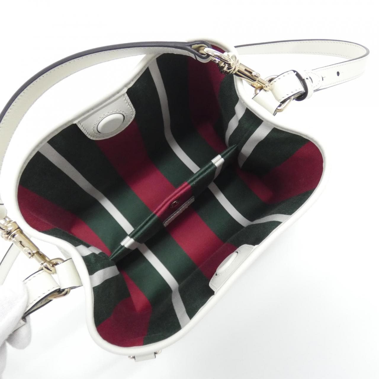 グッチ GG EMBLEM 815118 FAD6L バッグ