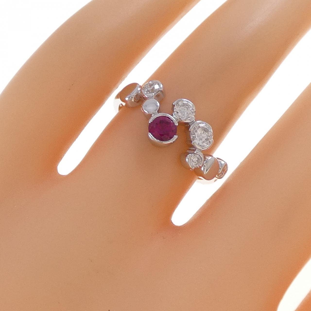 K18WG ルビー リング 0.25CT