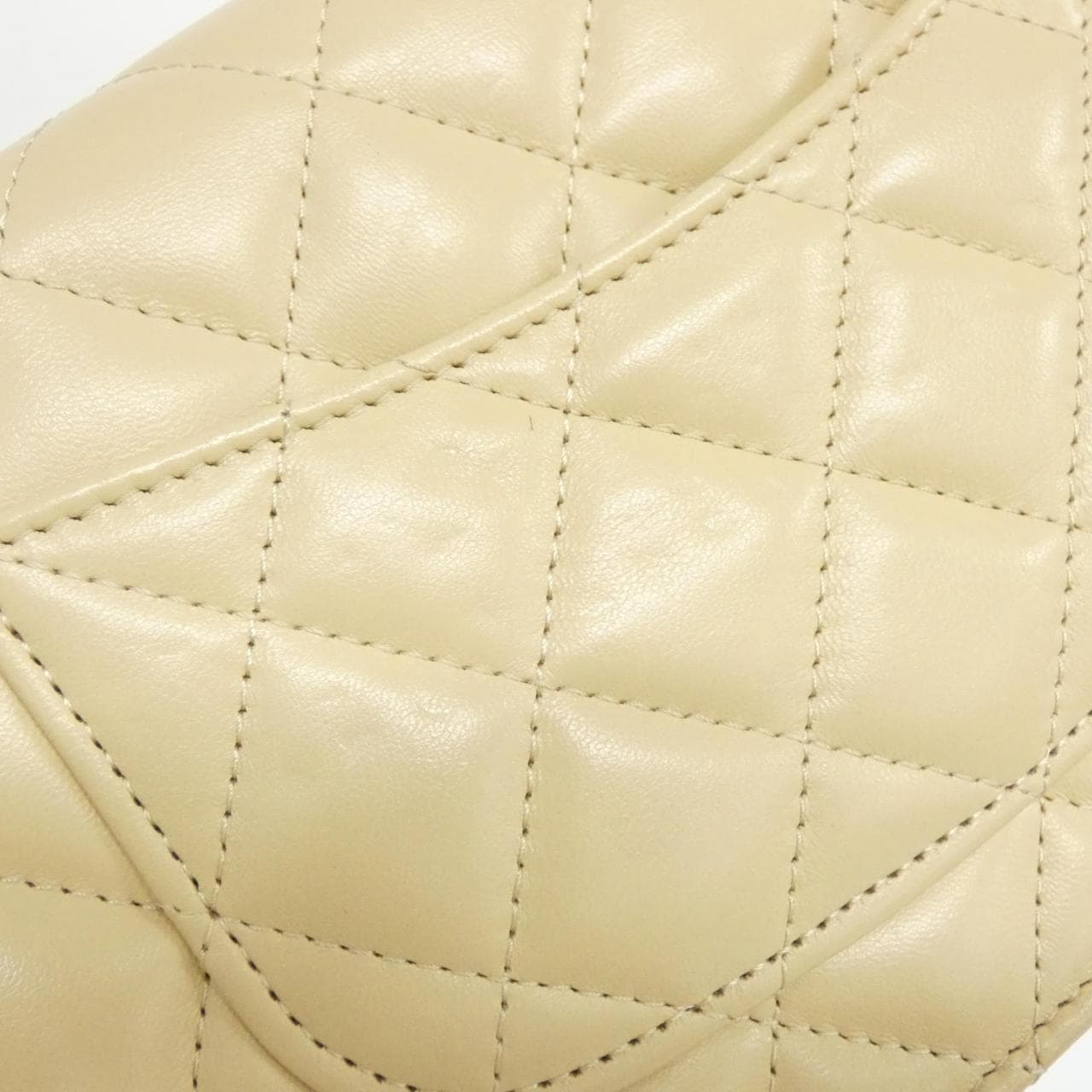 シャネル AP3043 チェーンウォレット