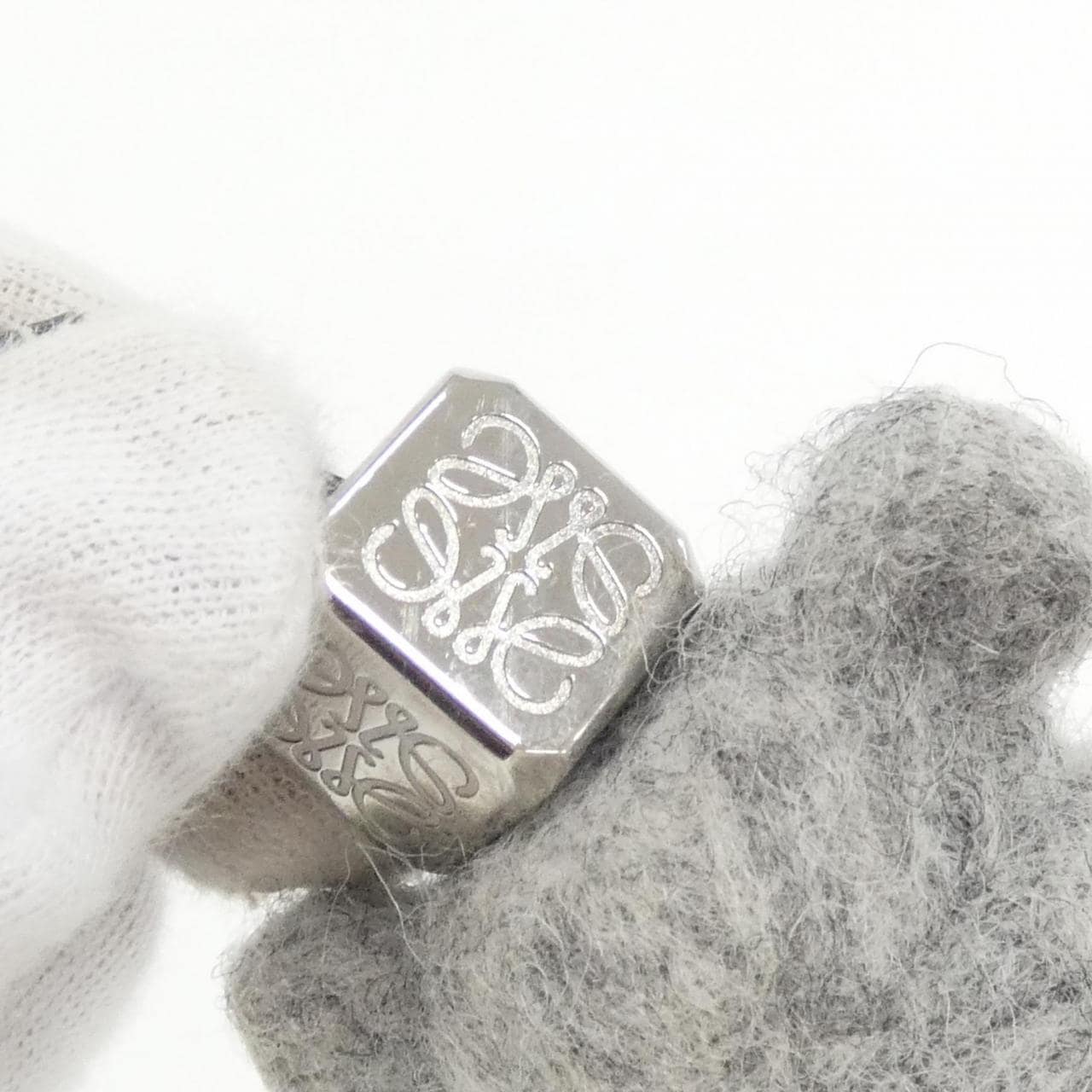 ロエベ コアラ チャーム C880232X01 バッグチャーム