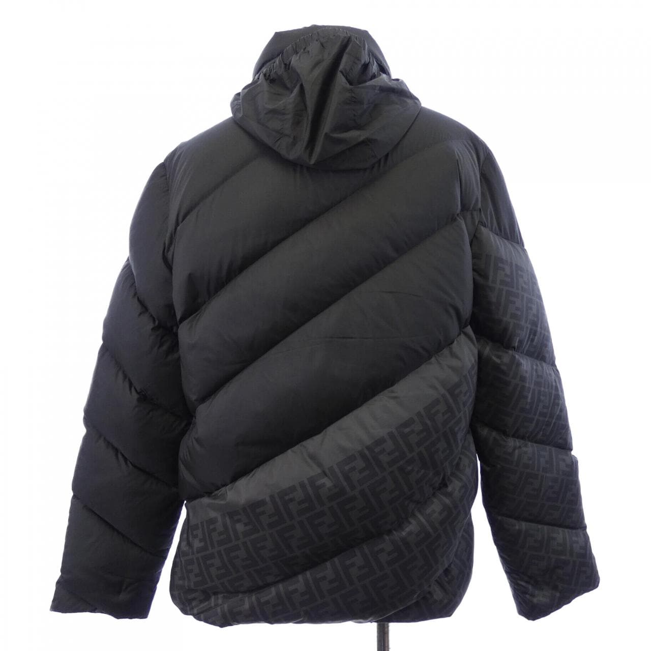 フェンディ FENDI FAA919 AQNJ ダウンジャケット