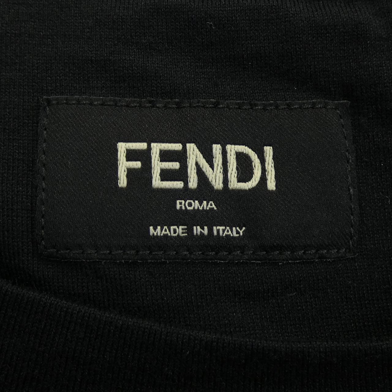 フェンディ FENDI FY0936 AH15 Tシャツ