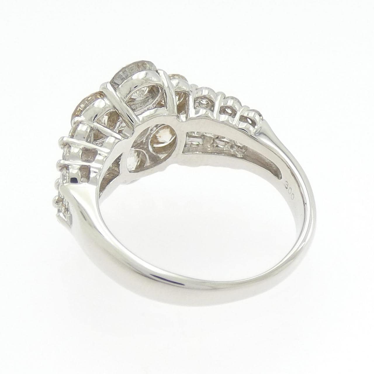 PT900 フラワー ダイヤモンド リング 3.00CT