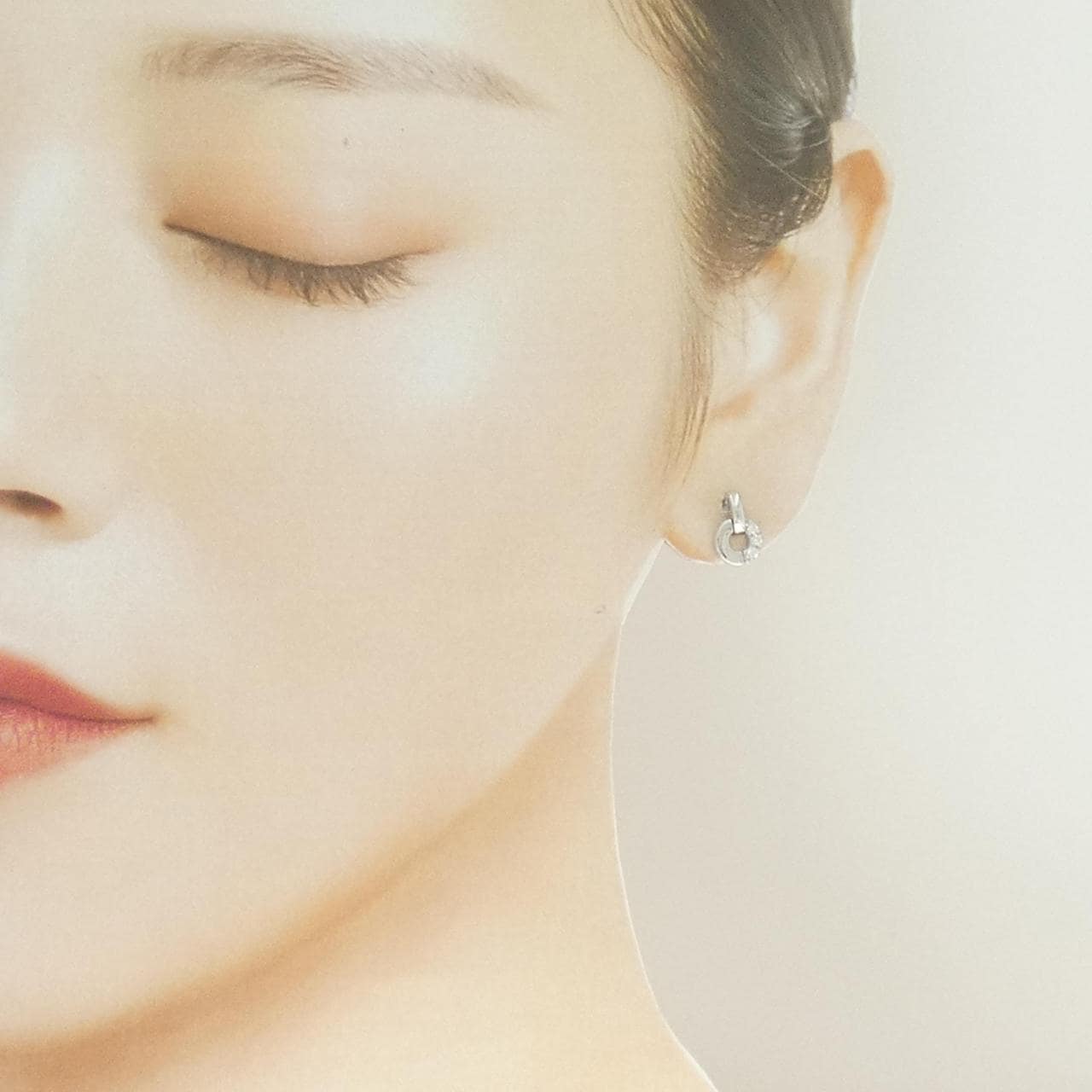 K18WG ダイヤモンド ピアス 0.08CT