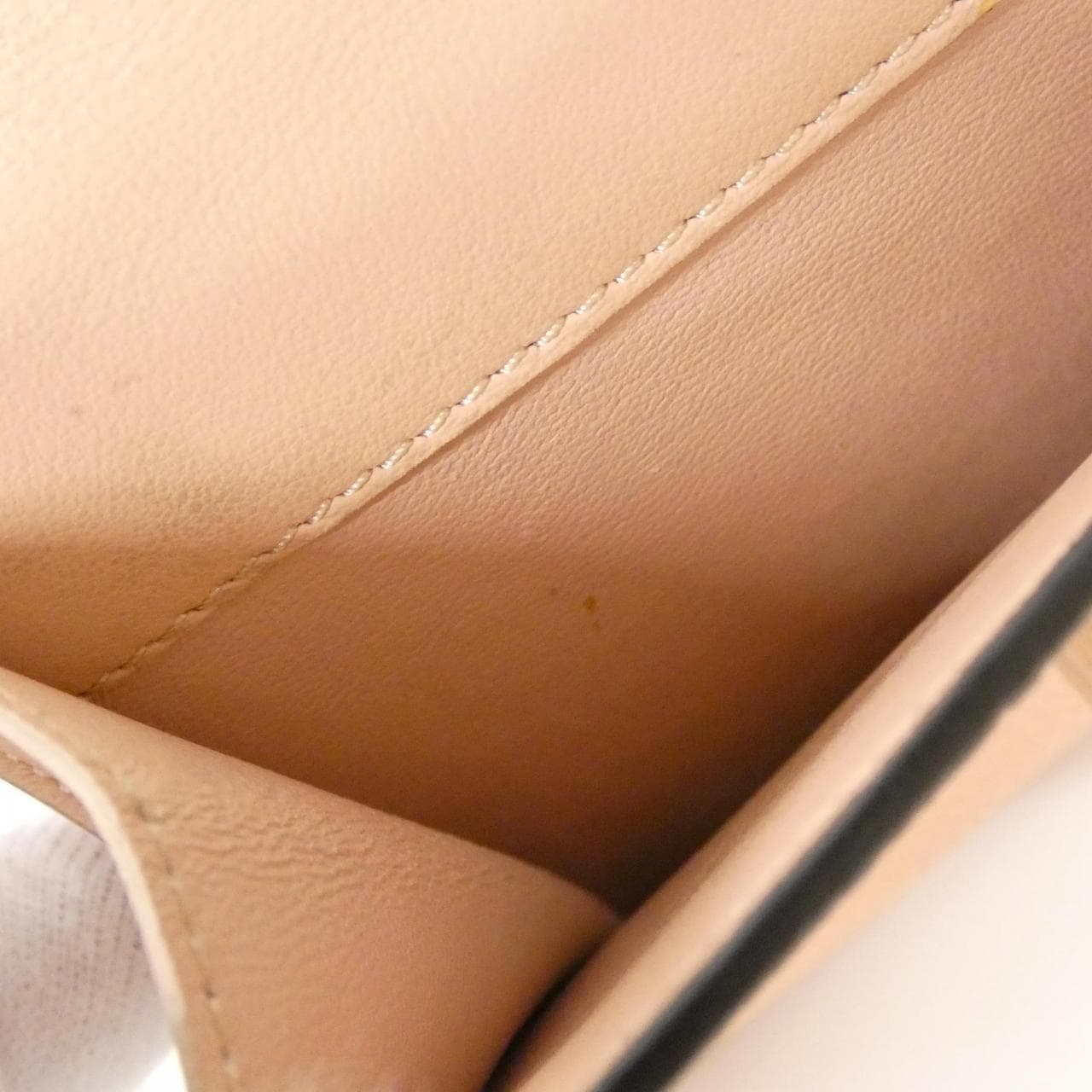 フェンディ ピーカブー 8M0438 A91B 財布