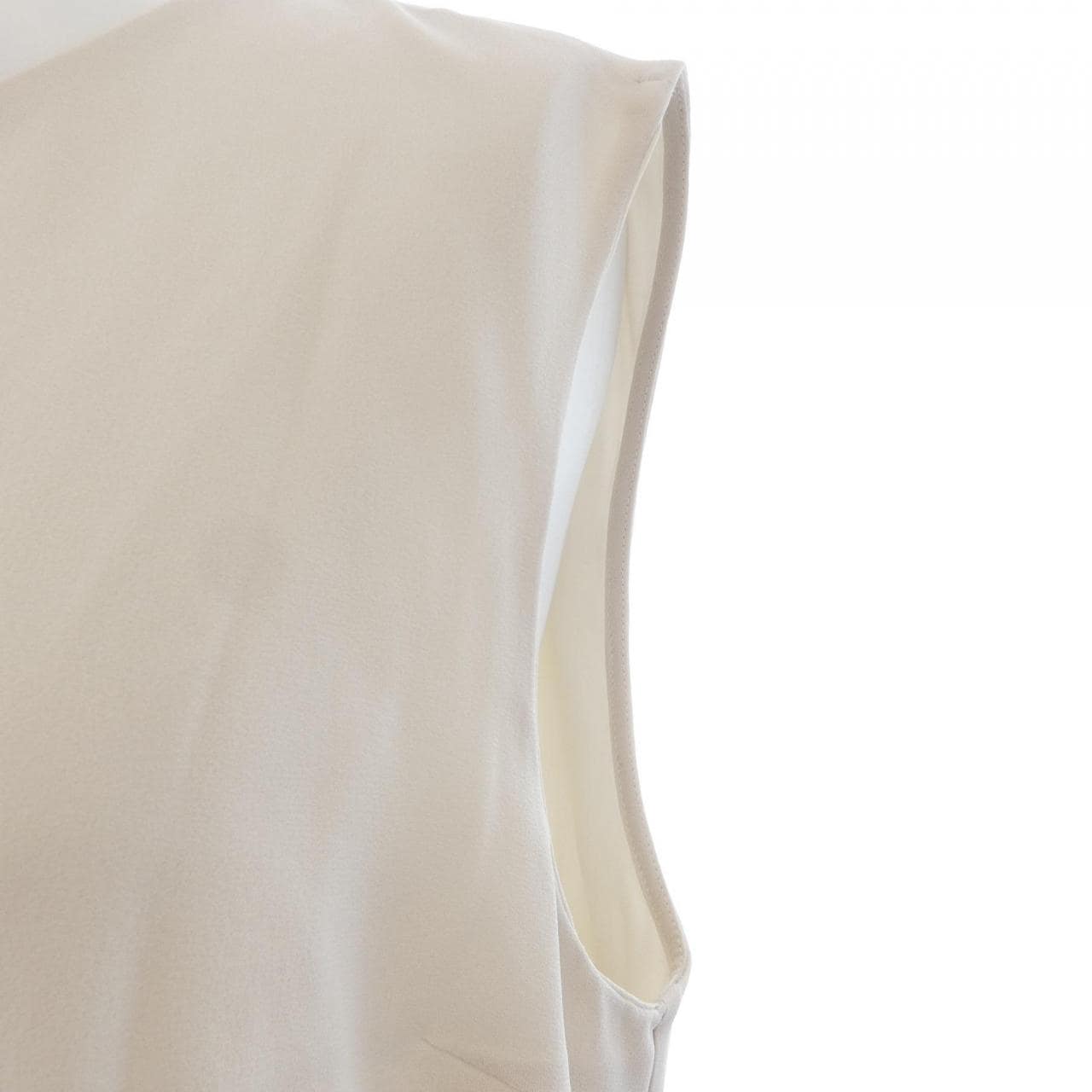 ブルネロクチネリ BRUNELLO CUCINELLI トップス