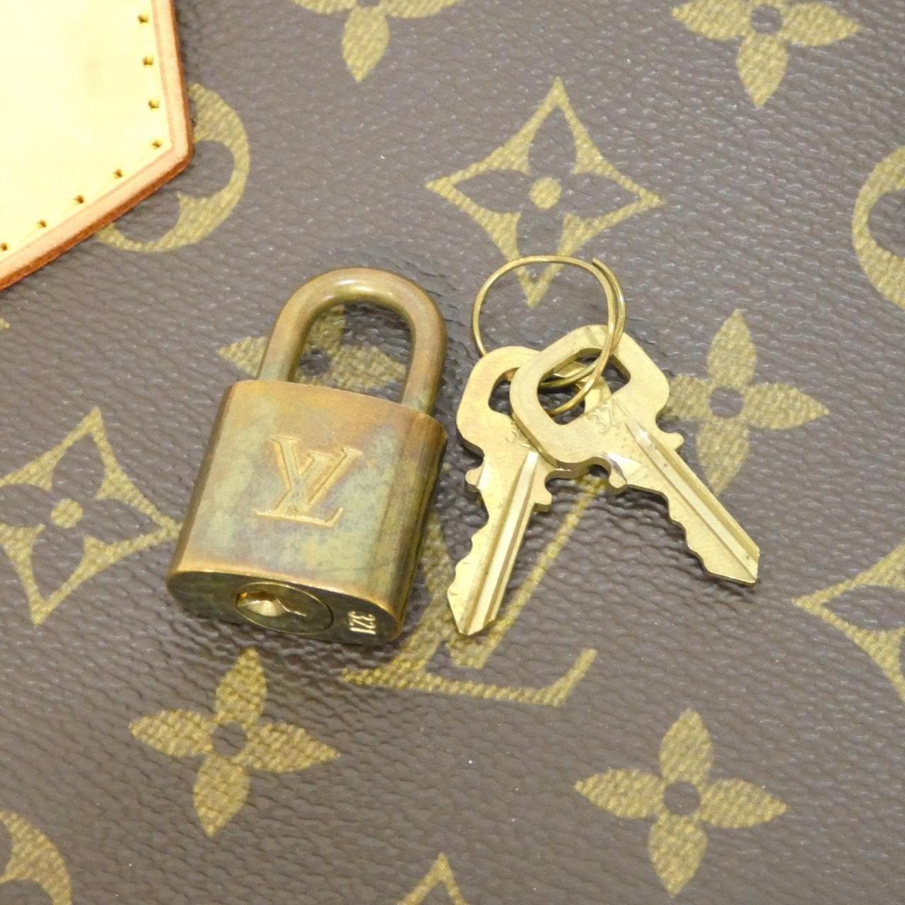 ルイヴィトン モノグラム アルマ PM M51130 バッグ