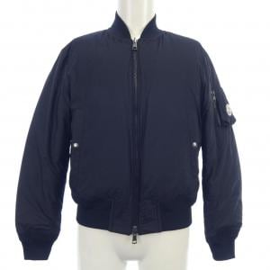 モンクレール MONCLER ダウンジャケット