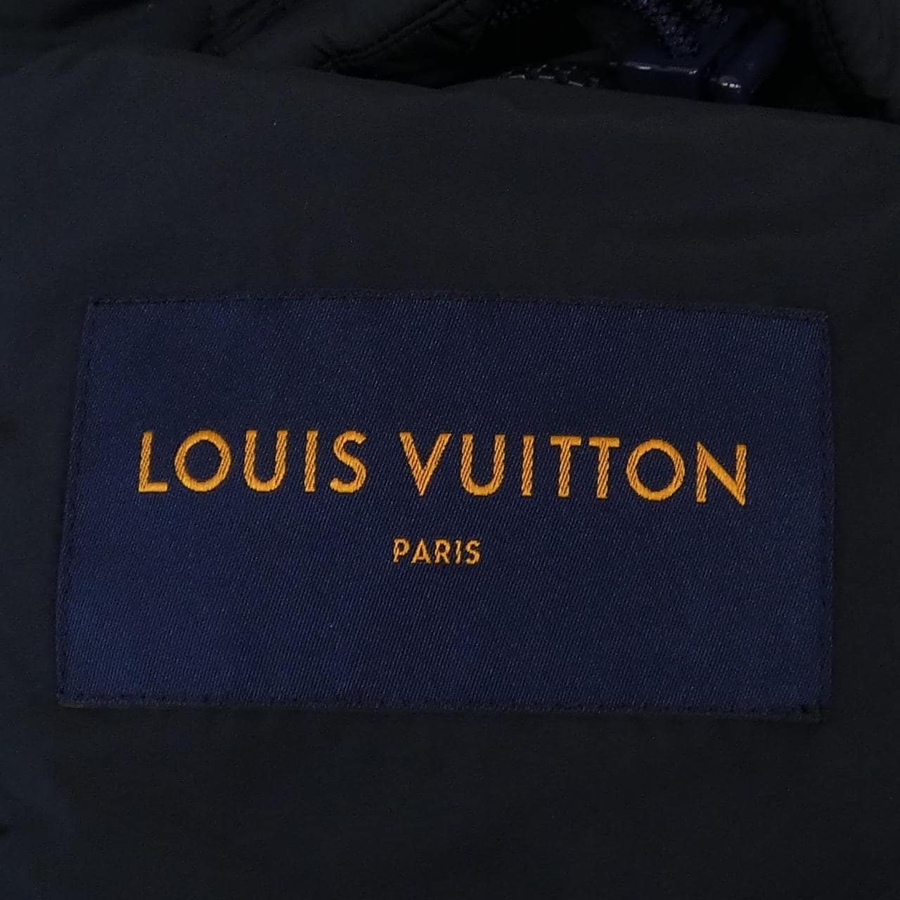 ルイヴィトン LOUIS VUITTON モノグラムパデッドライトブルゾン HIB50WRSC ジャケット