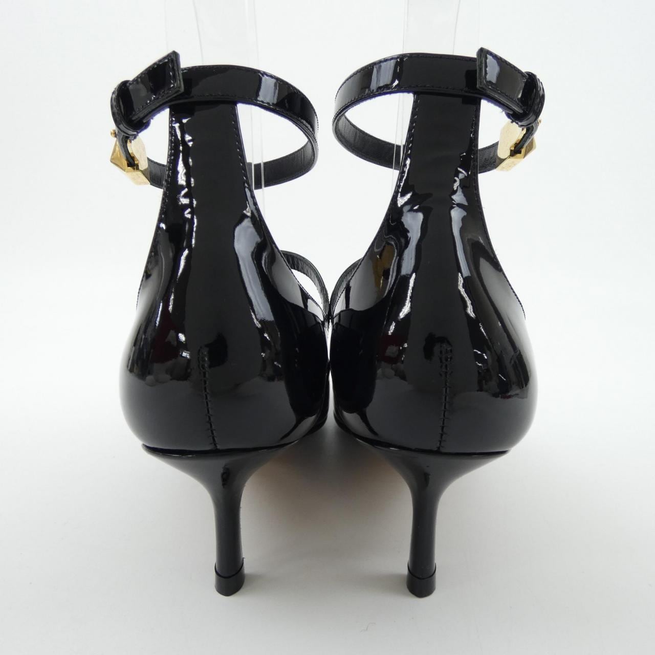 ヴァレンティノガラヴァーニ VALENTINO GARAVANI パンプス