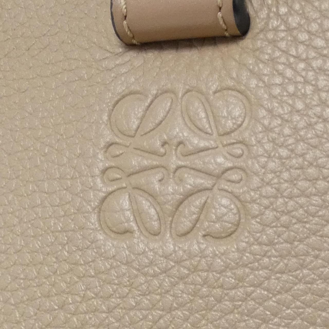 ロエベ ハンモック スモール A538S35X51 ショルダーバッグ