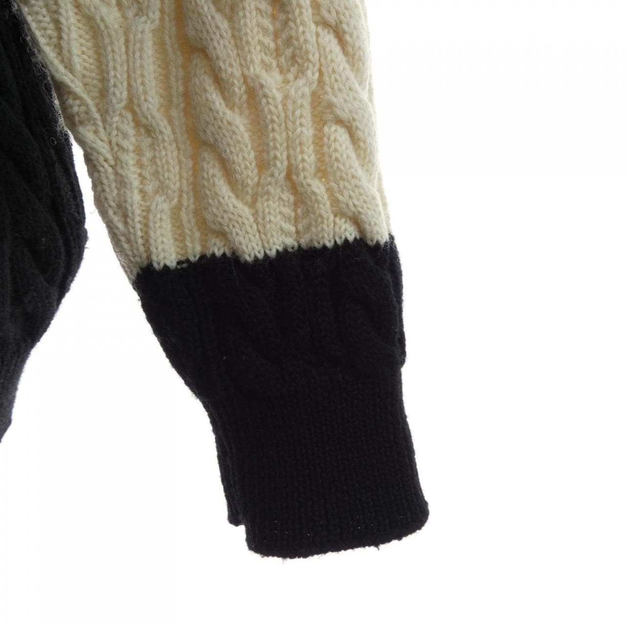 SAINT LAURENT 587043 YAGD2 Cardigan