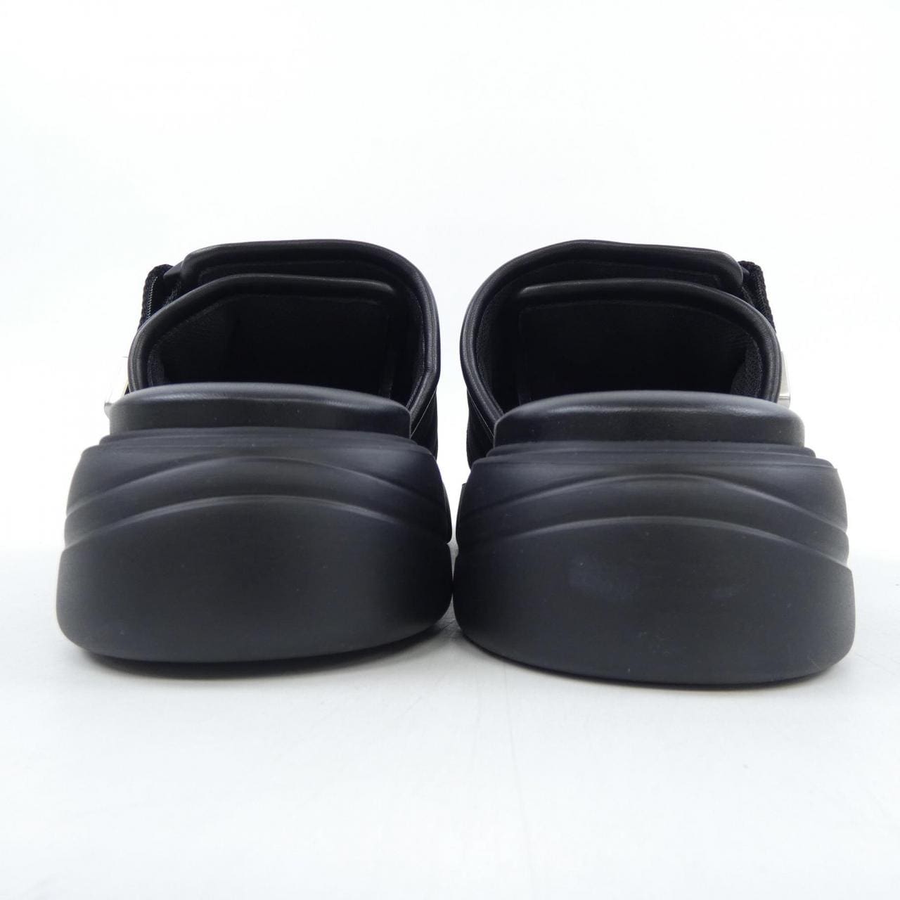 ボッテガヴェネタ BOTTEGA VENETA 690034　VODS2 サンダル