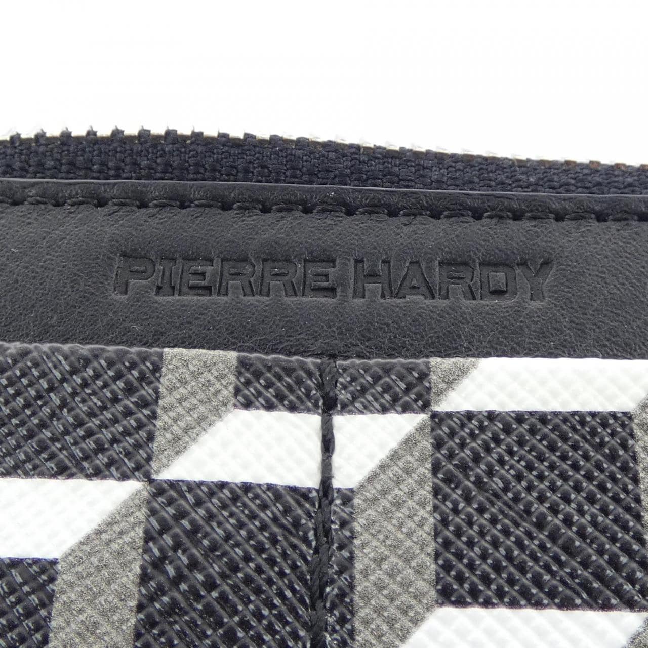 ピエールアルディ PIERRE HARDY WALLET