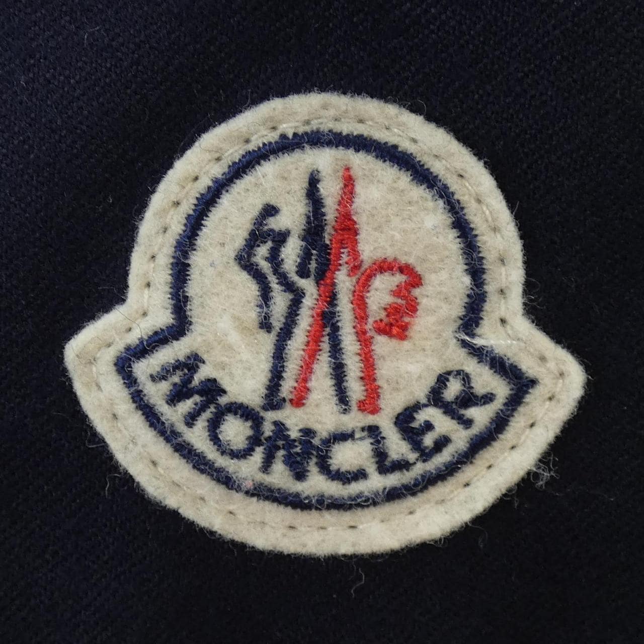 モンクレール MONCLER ダウンジャケット