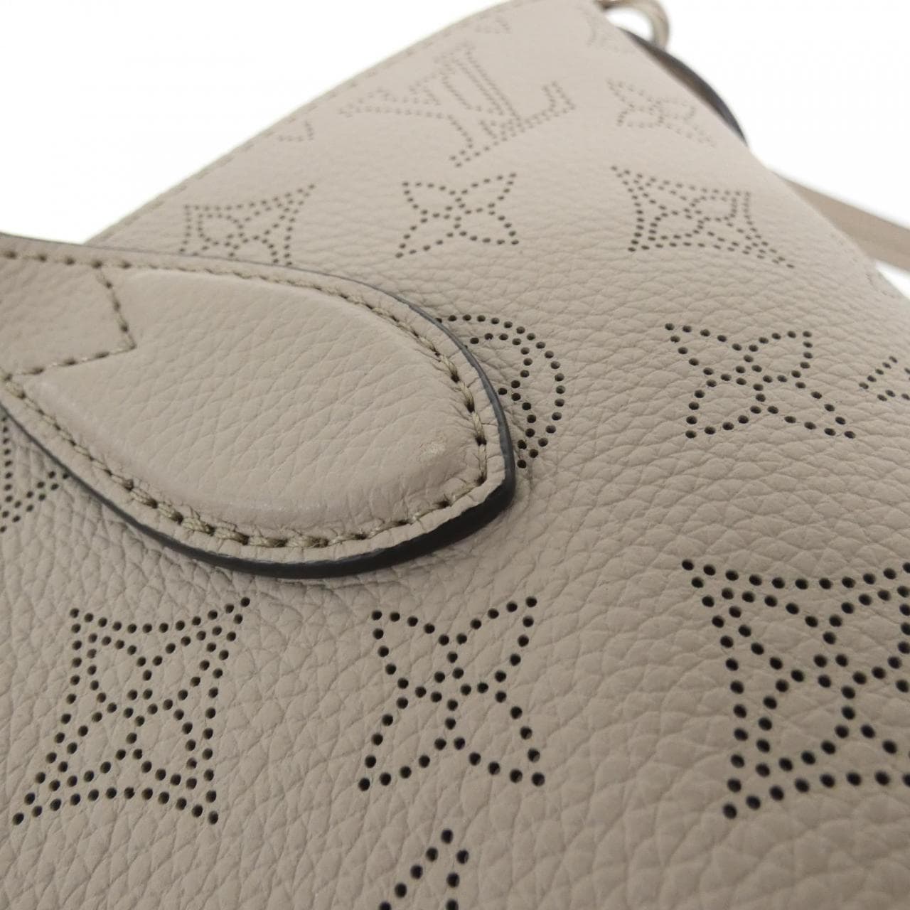 LOUIS VUITTON Mahina Blossom PM M21849 Bag