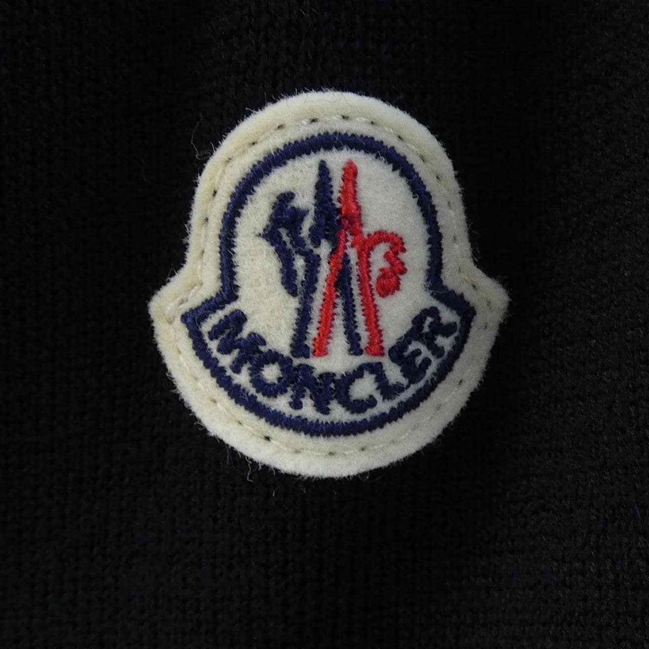 【新品】モンクレール MONCLER K20939B00024 ダウンジャケット