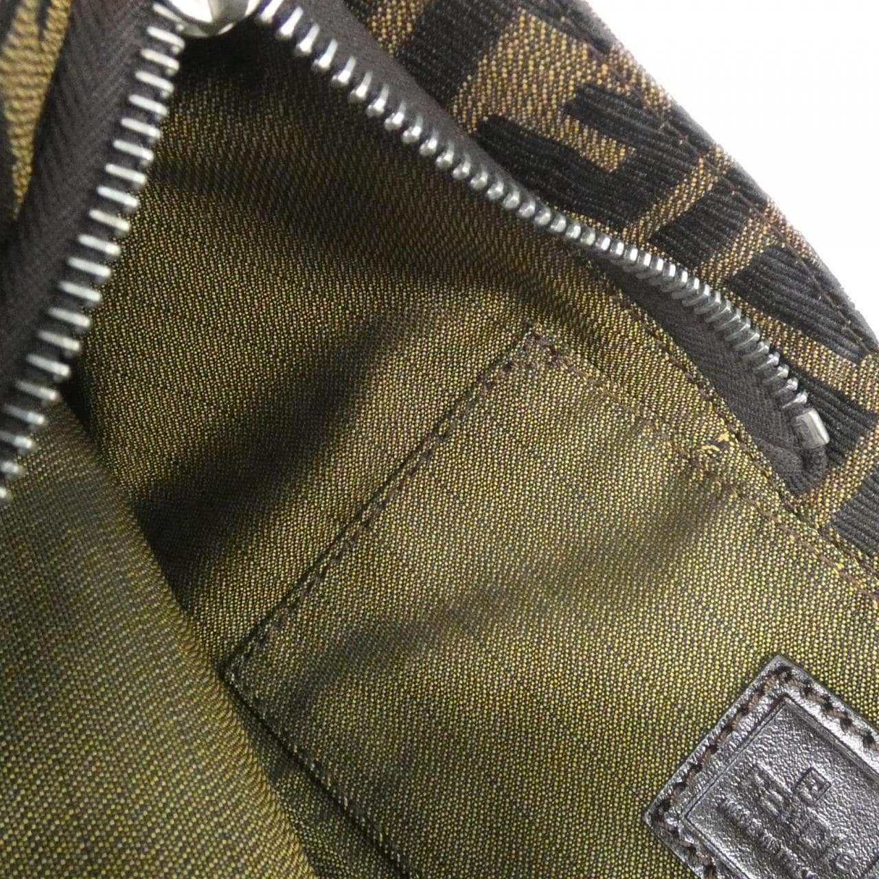 【ヴィンテージ】フェンディ 26684 ショルダーバッグ