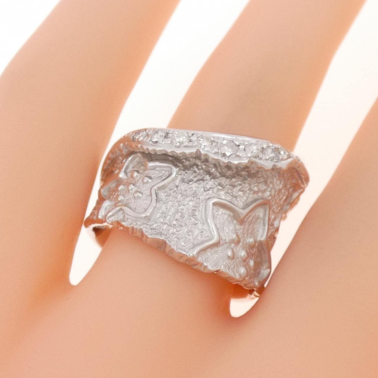 K18WG フラワー ダイヤモンド リング 0.23CT