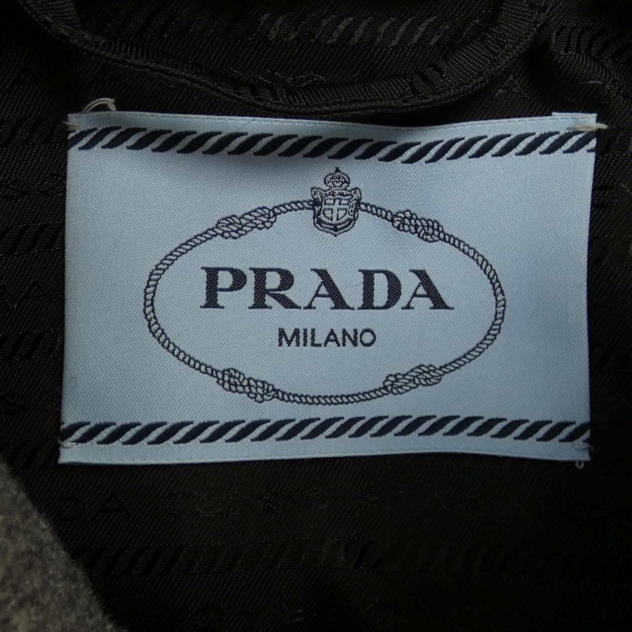 プラダ PRADA トライアングルロゴ P618PZ S222 03H コート