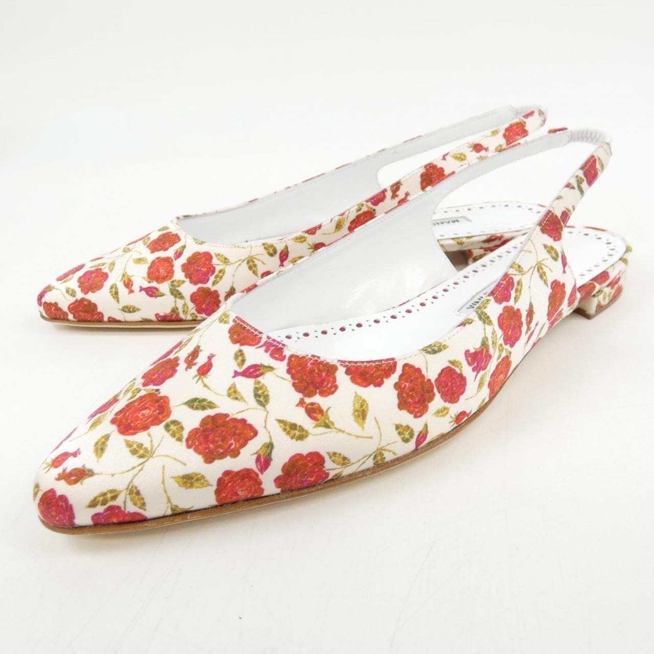 マノロブラニク MANOLO BLAHNIK フラットシューズ