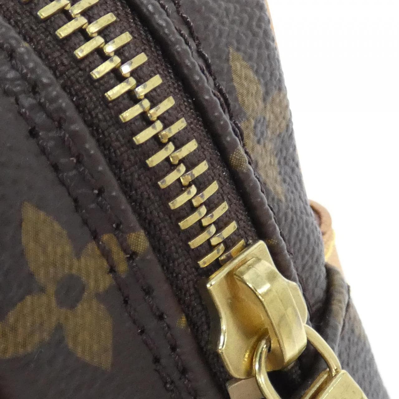 ルイヴィトン モノグラム ダヌーブ M45266 ショルダーバッグ