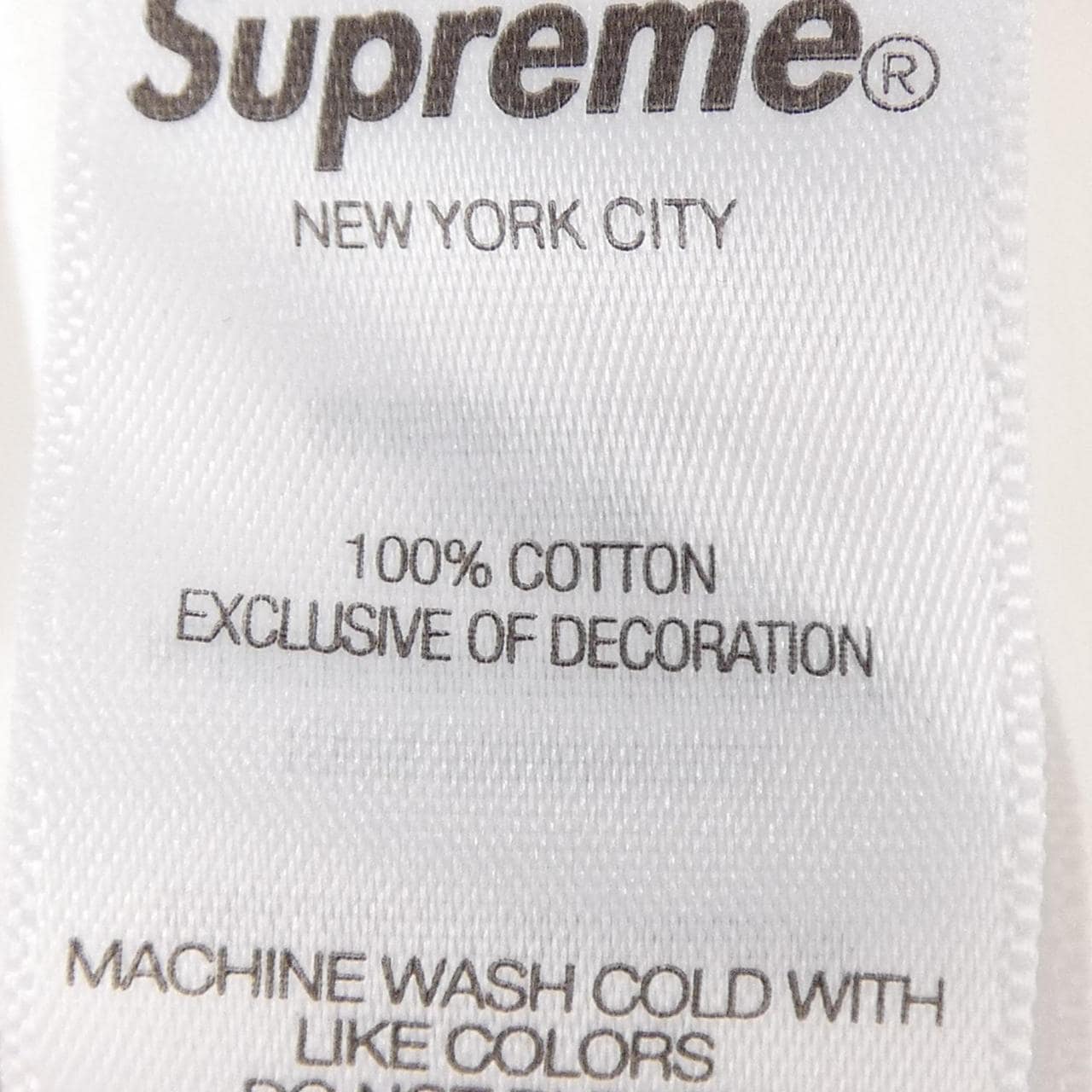 シュプリーム SUPREME SMALL BOX Tシャツ