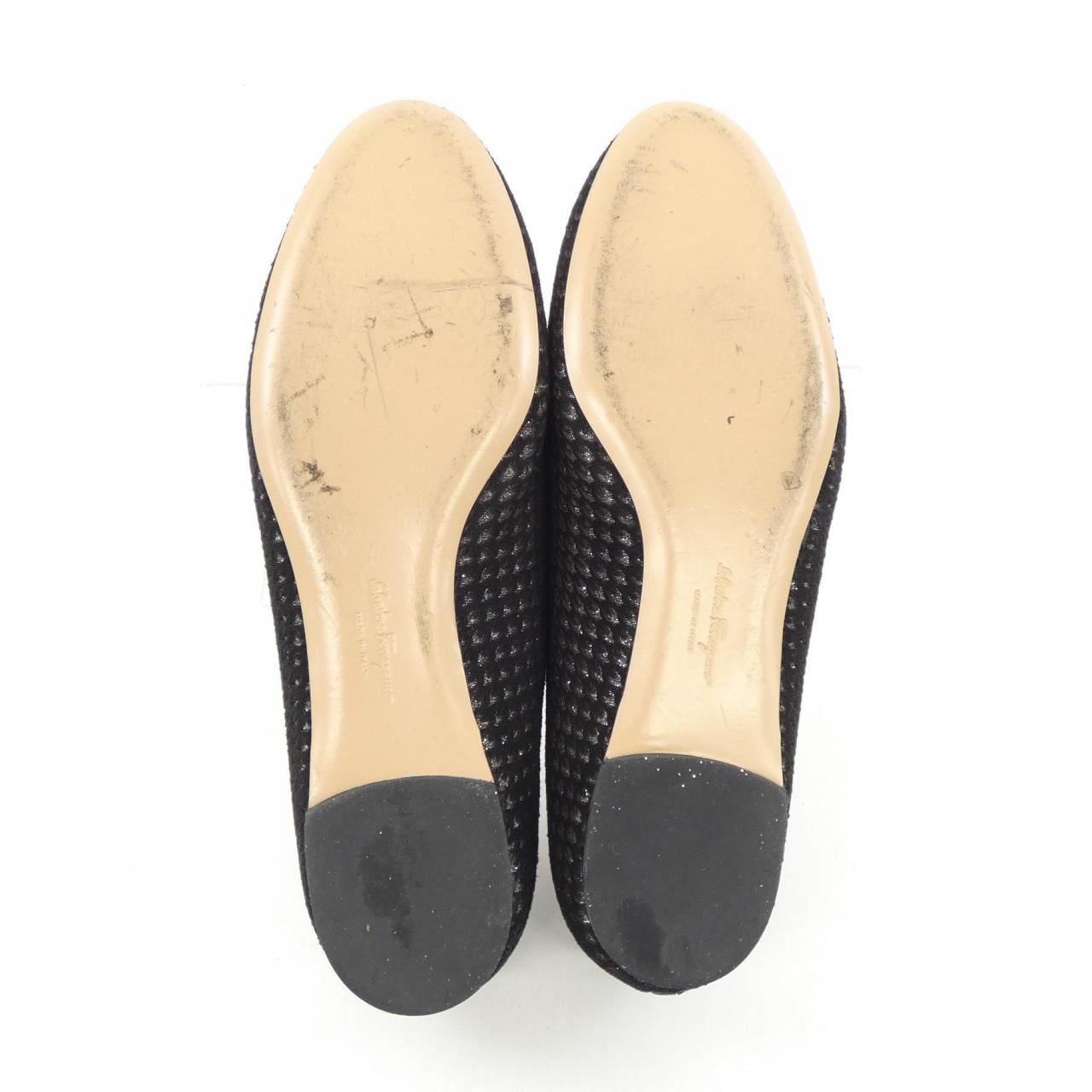フェラガモ FERRAGAMO フラットシューズ