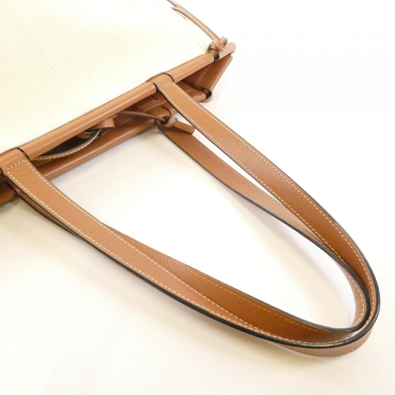 LOEVE靠墊手提包330 02AB90包