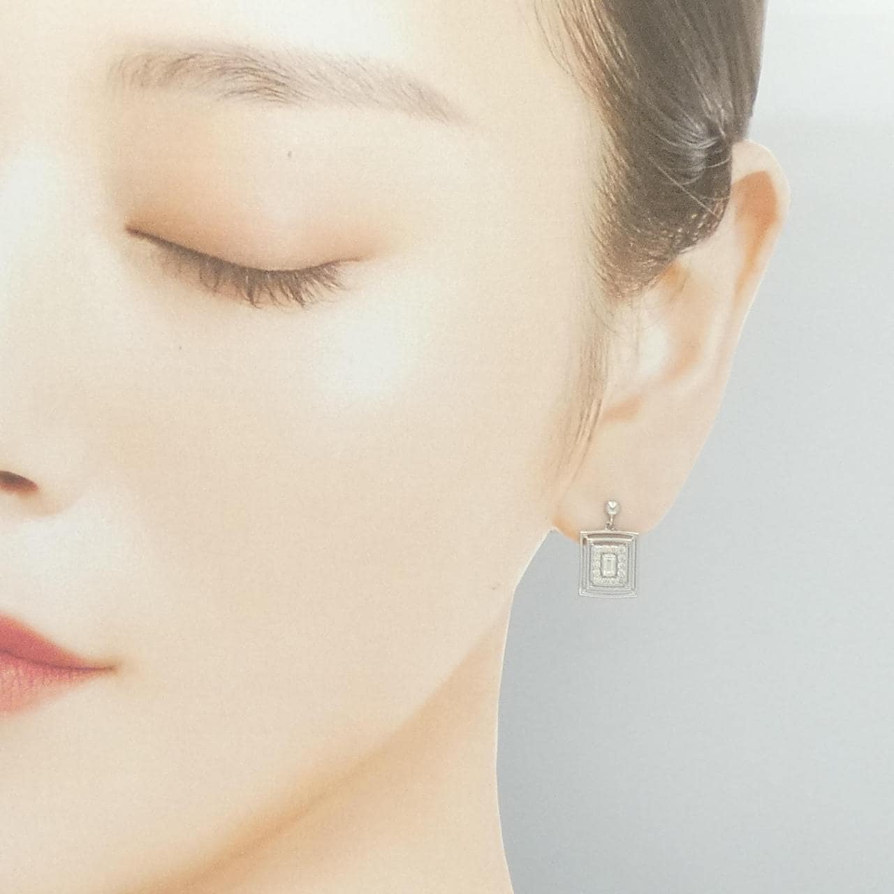 【新品】PT900 ダイヤモンド ピアス 0.30CT