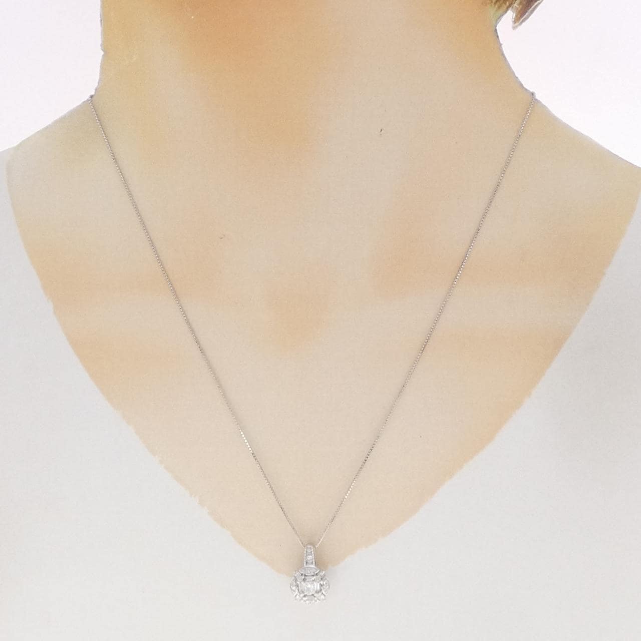 ジーエスティービー ダイヤモンド ネックレス 0.57CT