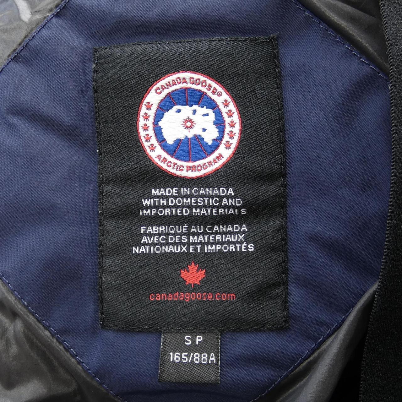 カナダグース CANADA GOOSE ダウンジャケット