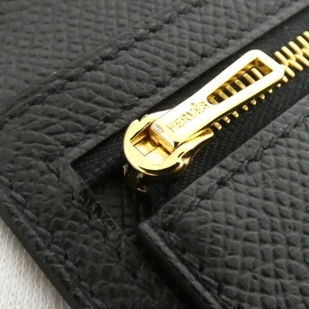 エルメス ベアン スフレ ヴェルソ 財布