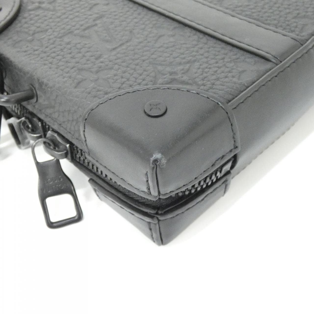 ルイヴィトン トリヨン モノグラム ソフトトランク ウォレット M80224 ショルダーバッグ