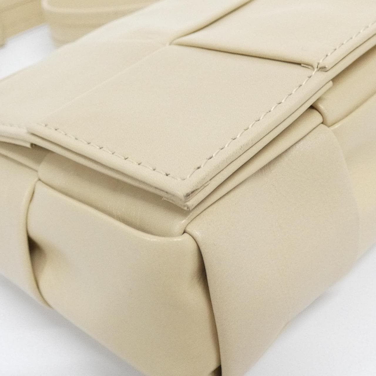 BOTTEGA VENETA 667048 VCQ72 單肩包