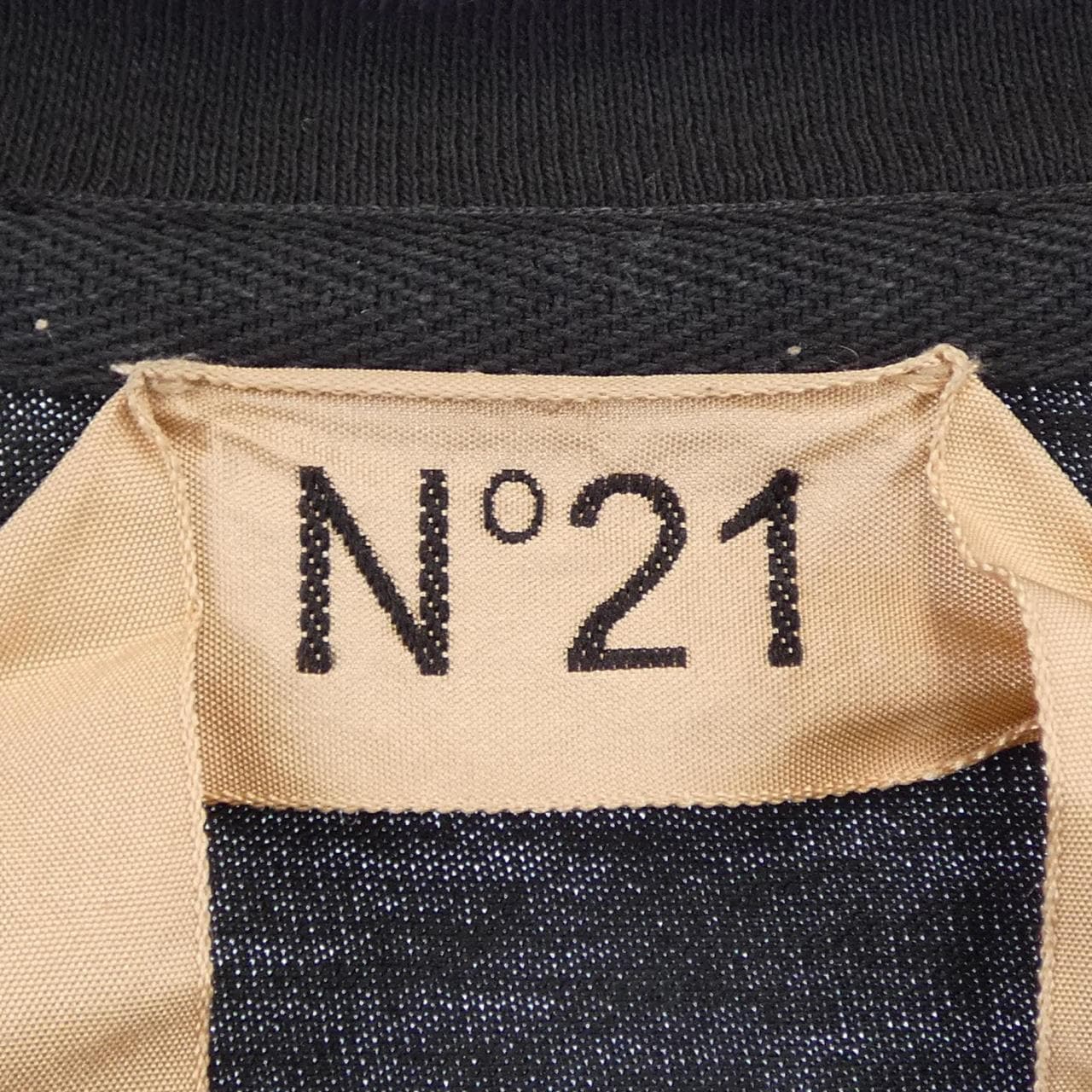 ヌメロヴェントゥーノ N°21 Tシャツ