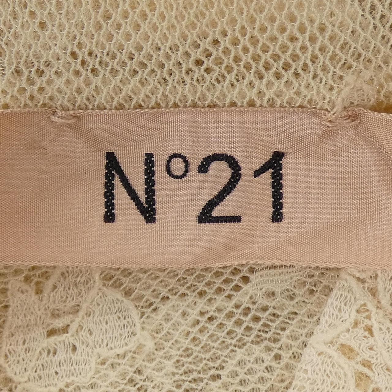 ヌメロヴェントゥーノ N°21 シャツ