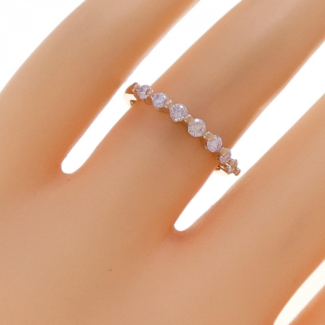 ジーエスティービー ピンクダイヤモンド リング 0.32CT