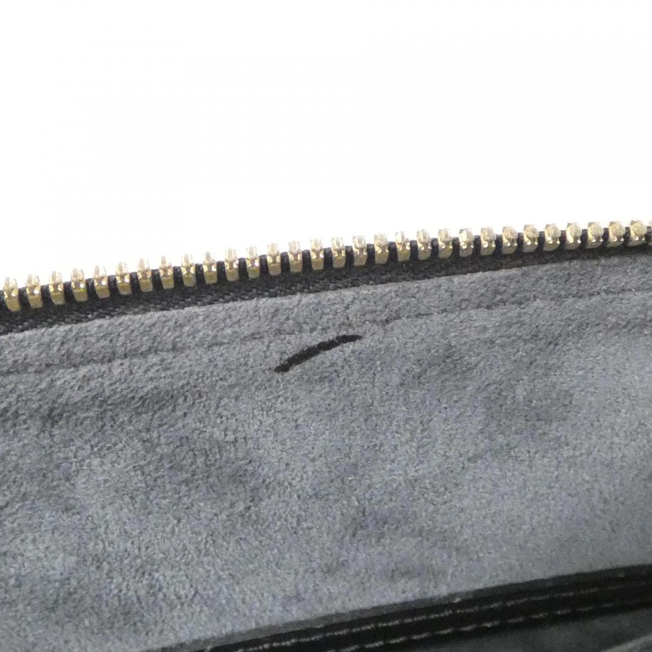 ルイヴィトン エピ アルマ PM M52142+J00272 バッグ