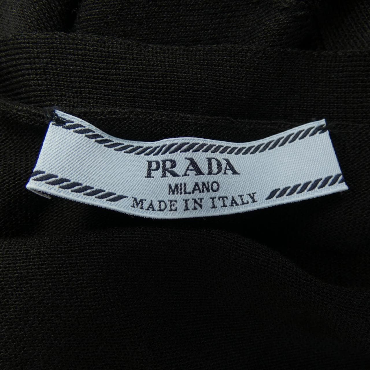 プラダ PRADA P25L07 S221 10OW カーディガン
