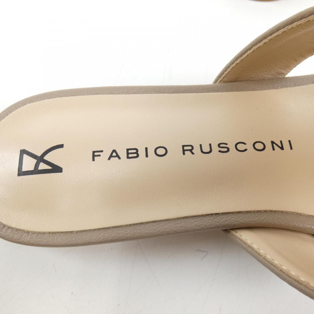 ファビオルスコーニ FABIO RUSCONI サンダル