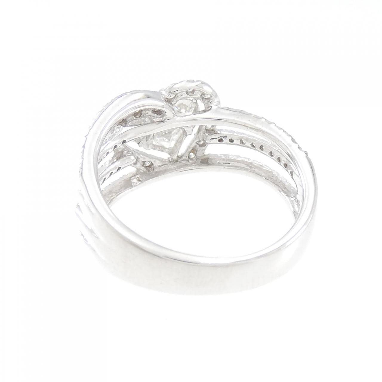K18WG heart Diamond ring 0.75CT