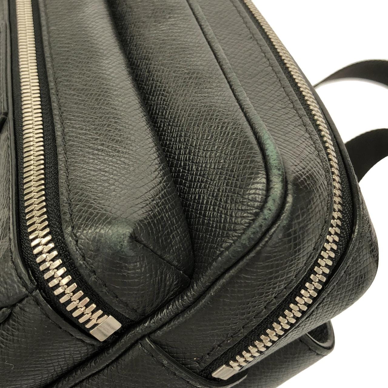 ルイヴィトン タイガ ラマ バムバッグ アウトドア M30245 ショルダーバッグ