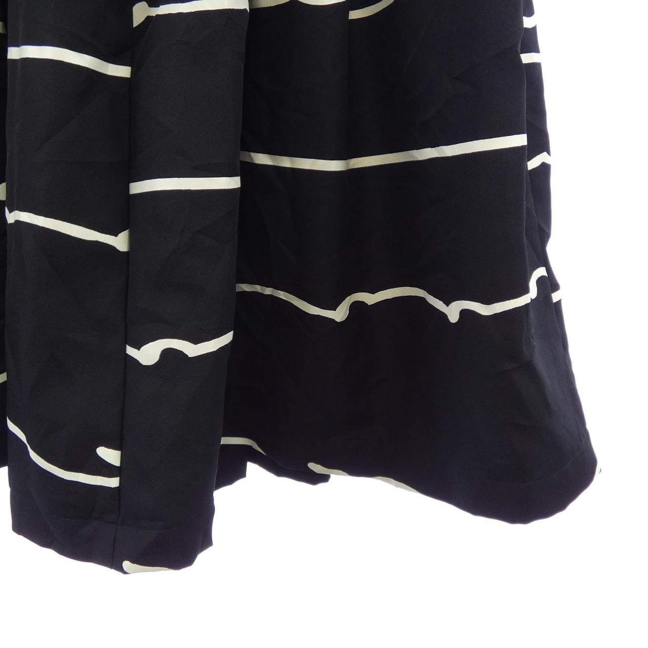 ブラックコムデギャルソン BLACK COMME des GARCONS 1P-S006 スカート