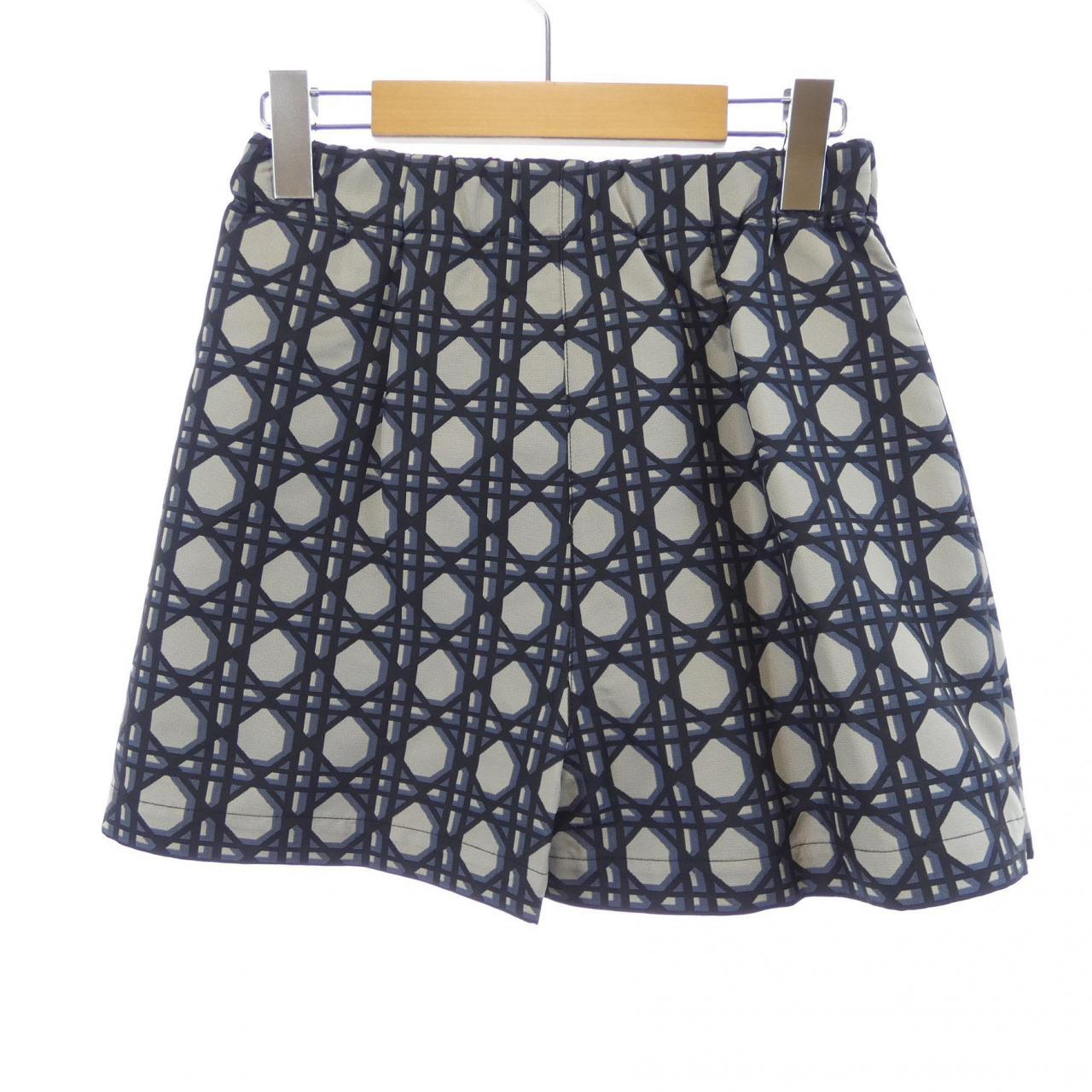 クリスチャンディオール CHRISTIAN DIOR マクロカナージュ 417P15A2378 ショートパンツ